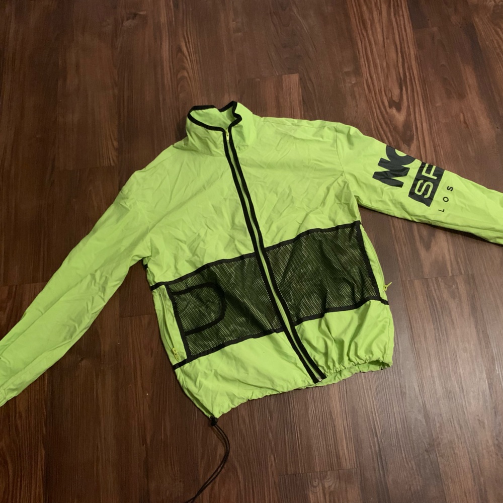 FASHIONOVA WIND BREAKER